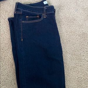 •abercrombie and fitch very dark denim jean